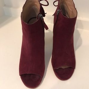 Halogen peep toe suede booties